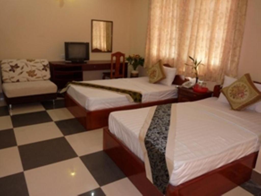 Hotel Hi Land Phnom Penh Zimmer foto